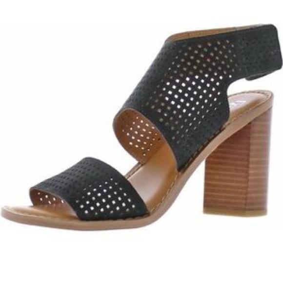 Women's Franco Sarto Sandals Size 9.5 Black - Picture 1 of 14